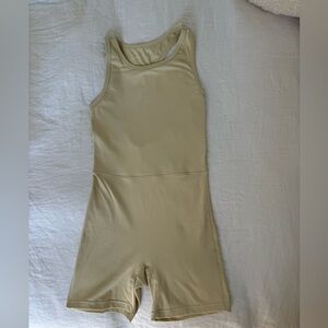NWOT! Set Active x Aimee Song Shortysuit, size S